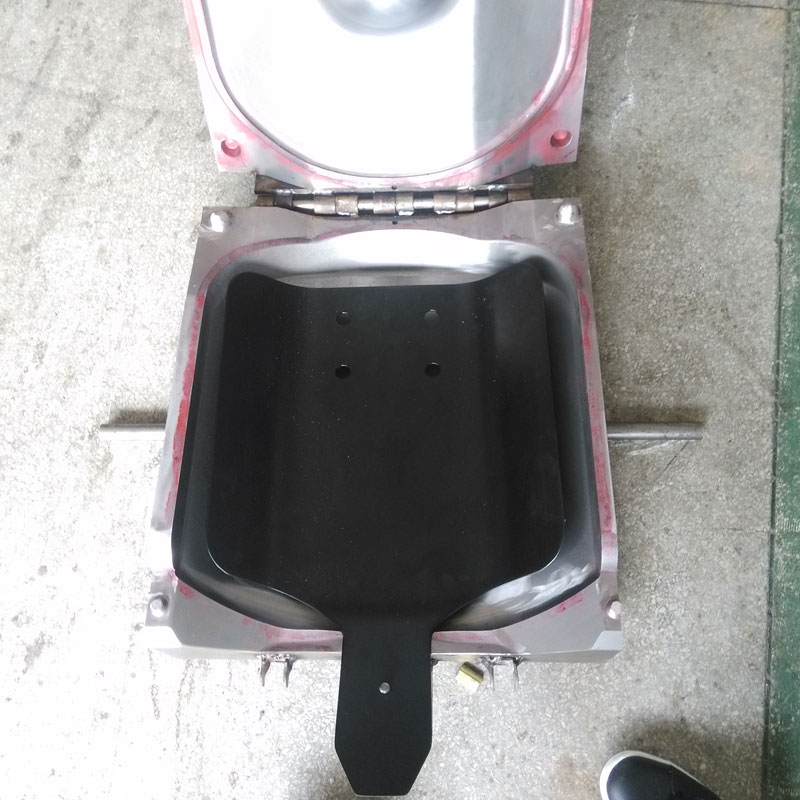 自結(jié)皮頭枕碳纖維預埋件